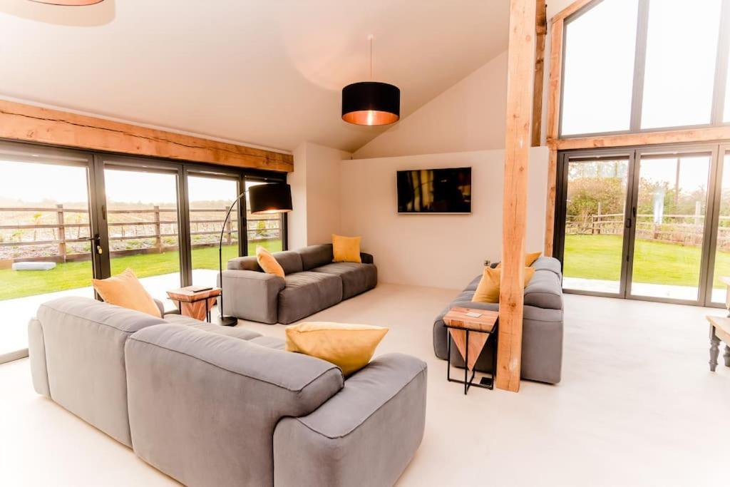 Beautiful Barn Conversion Close To The Broads Dilham Exterior photo